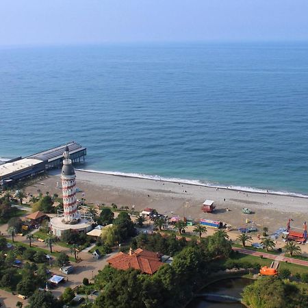 Best Location Apartments In 바투미 외부 사진