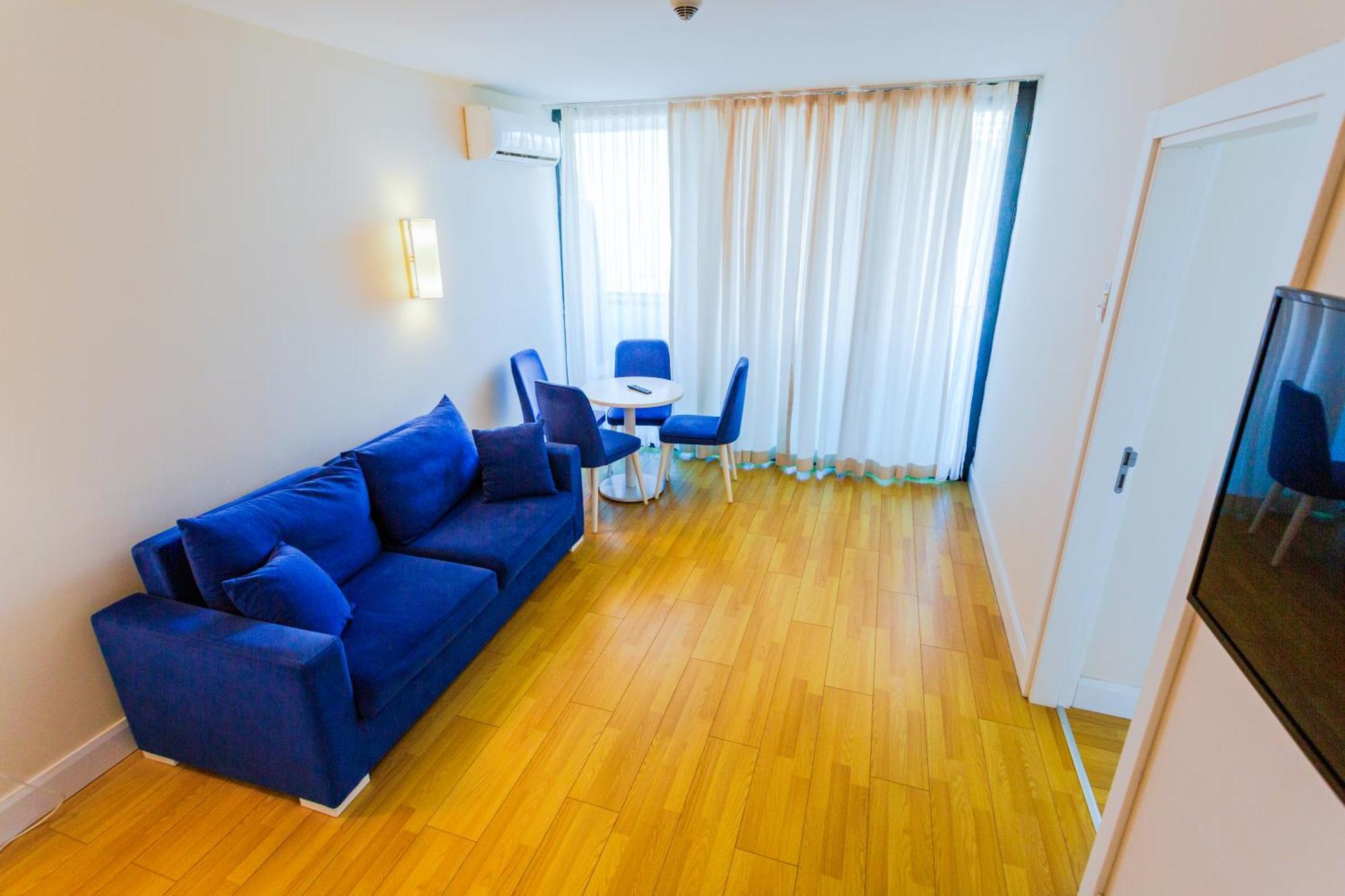 Best Location Apartments In 바투미 외부 사진