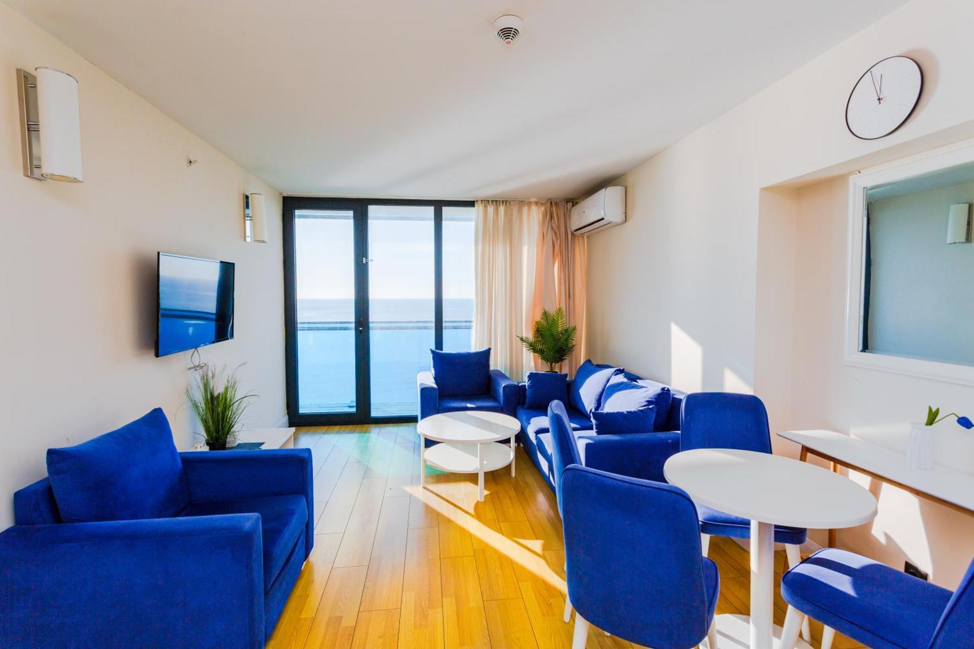 Best Location Apartments In 바투미 외부 사진