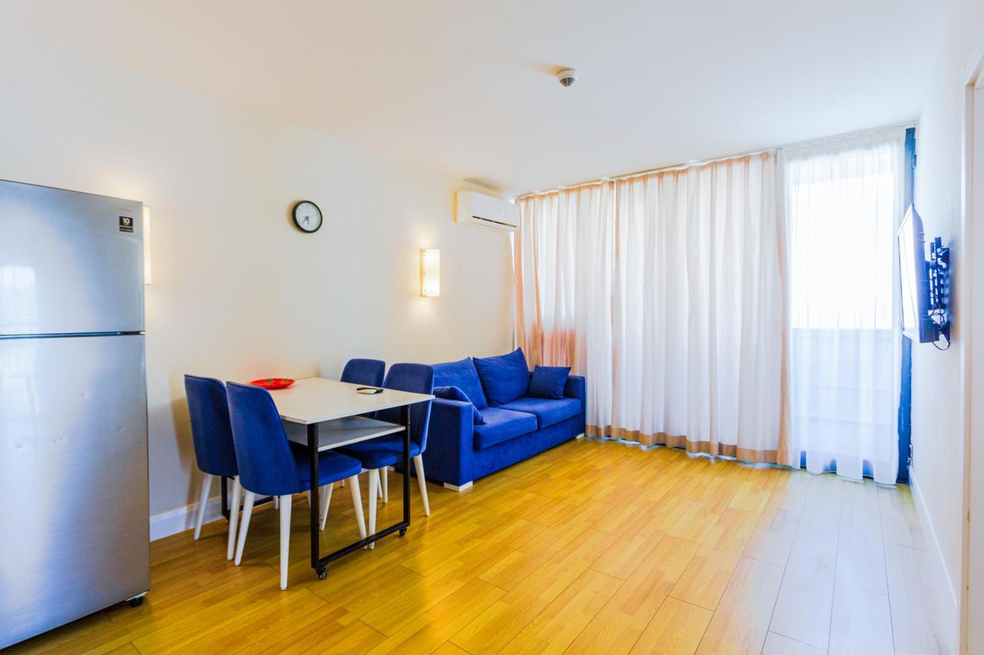 Best Location Apartments In 바투미 외부 사진
