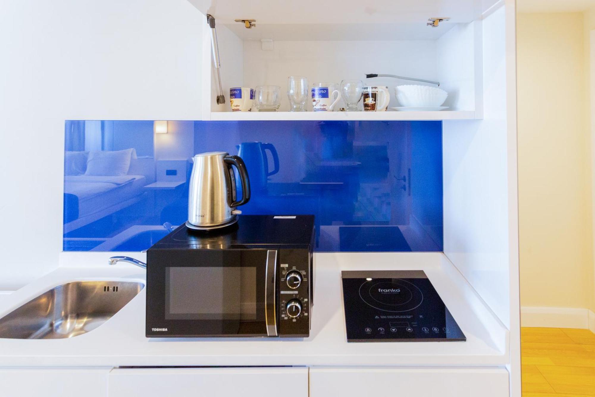 Best Location Apartments In 바투미 객실 사진